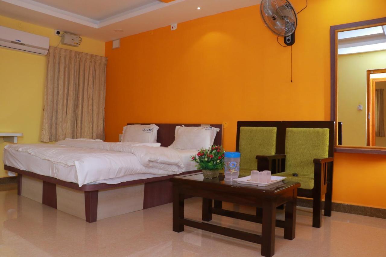 Avm Residency Hotel Paramagudi Exterior photo